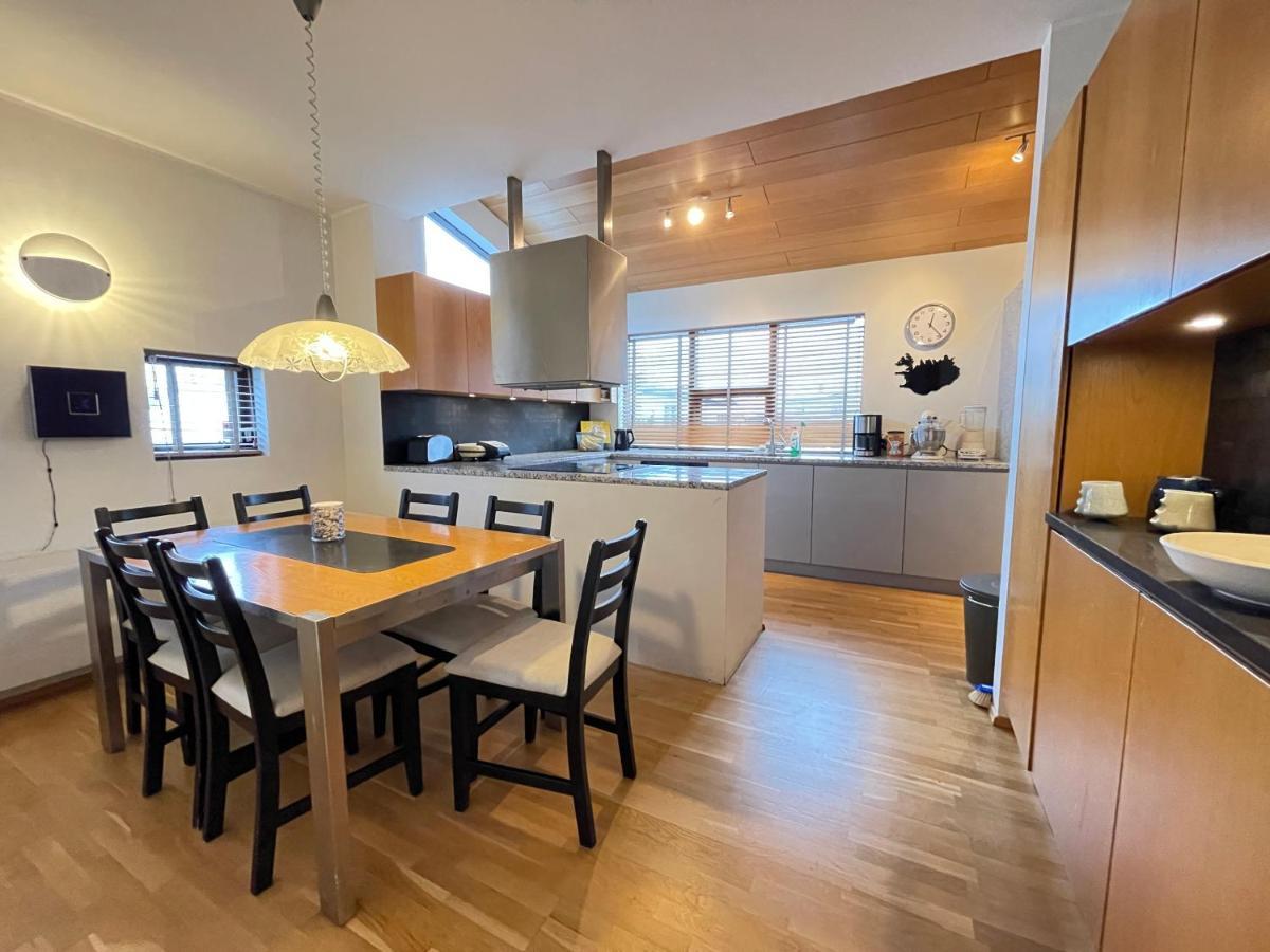 Cosy And Family Friendly House In Centrally Located In Laugardalur